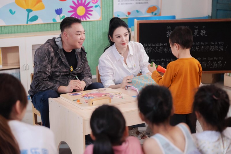 https://os.j.cctv.com/platform/site/material/2025/7/b8cbcfc9ed8344b5bdc0c863861020d3.jpg